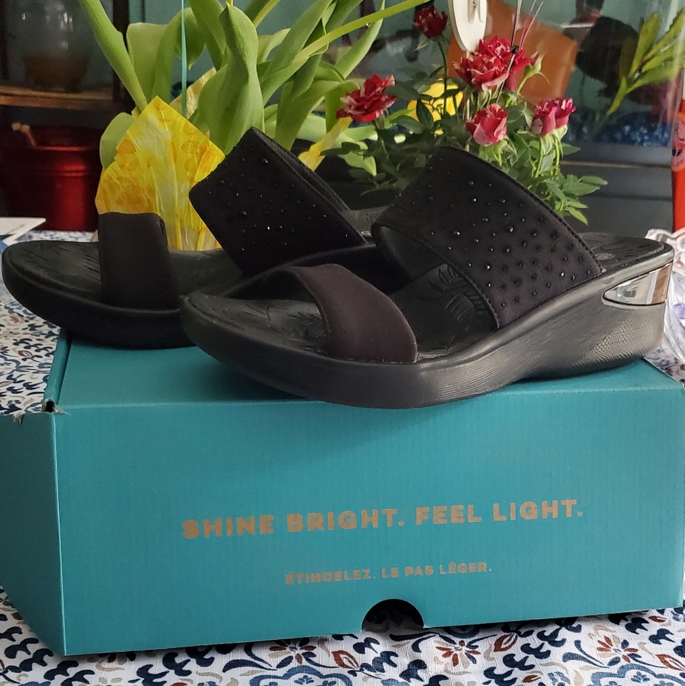 Women's Black Slide Sandals